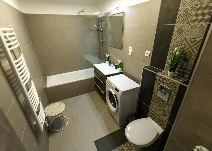 K40 Romantic Deluxe In The Center Apartment *