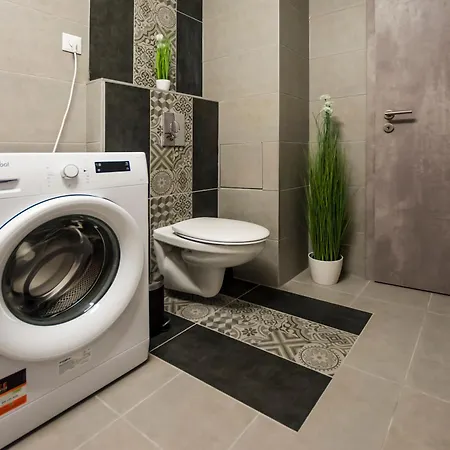 K40 Romantic Deluxe In The Center Апартаменты *
